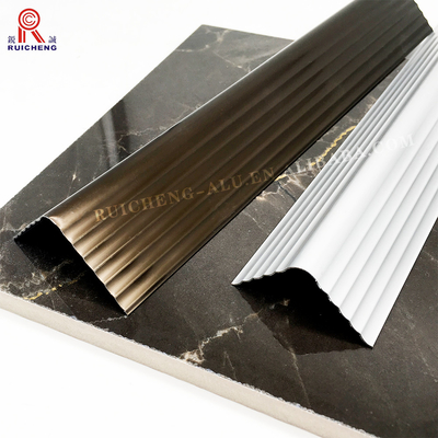 Industrial Right Angle Aluminum Extrusion Profiles For Wall Protection
